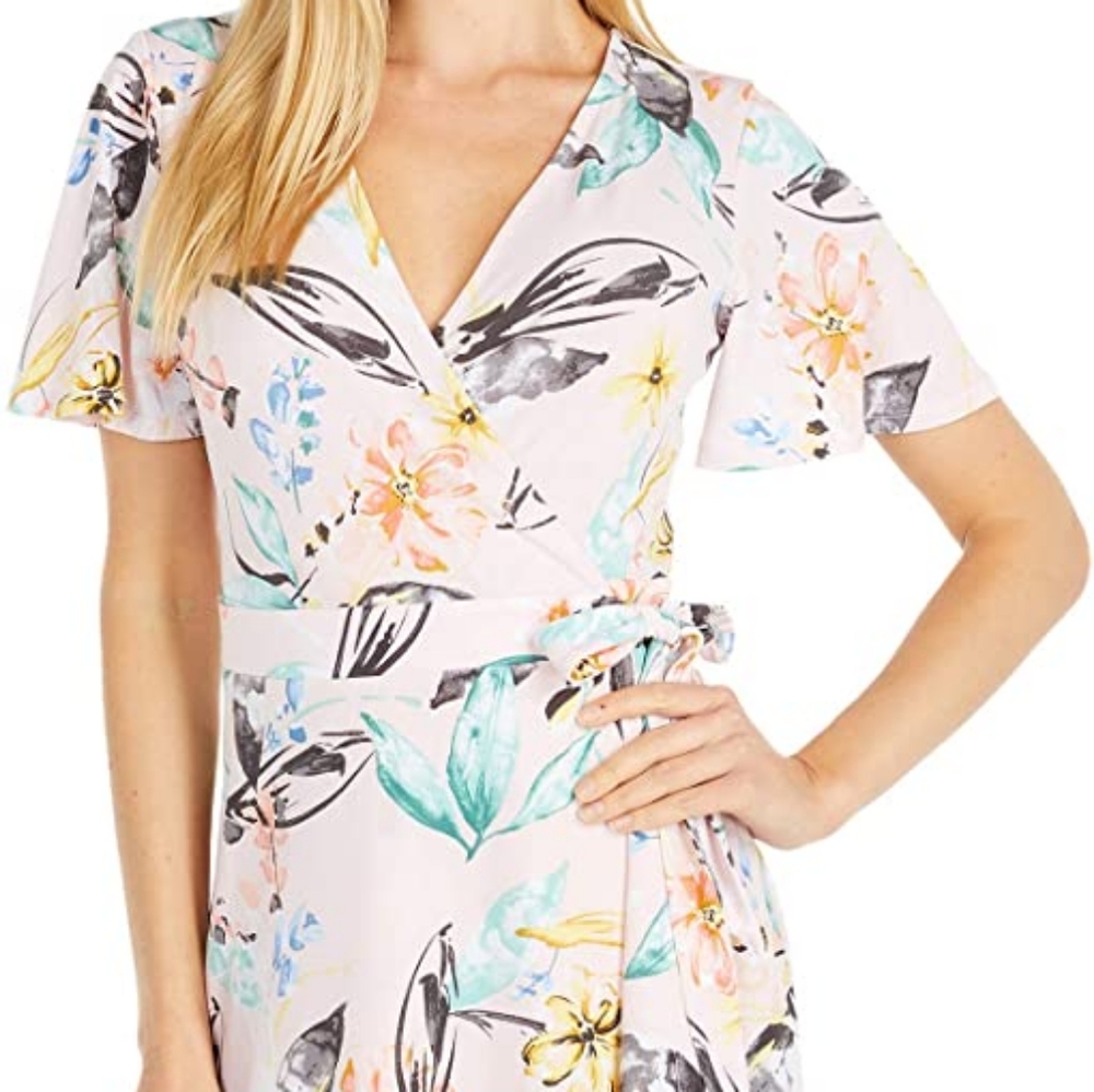 BCBG ENERATION Fluter Sleeve Wrap Dress V-NECK